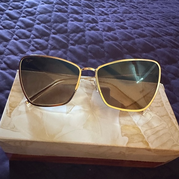 Maui Jim new closed box - Picture 2 of 5